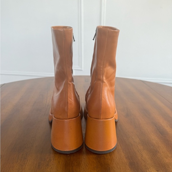 70s inspired leather ankle boots from Vero Cuoio. Made in Italy, real leather. - Picture 3 of 4